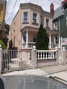 32-18 105th Street, East Elmhurst, NY, 11369