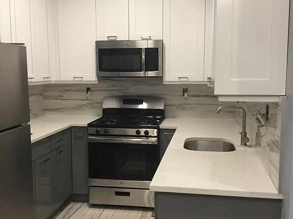 3rd image of 649 Marcy Ave