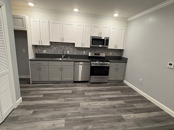 kitchen / living area