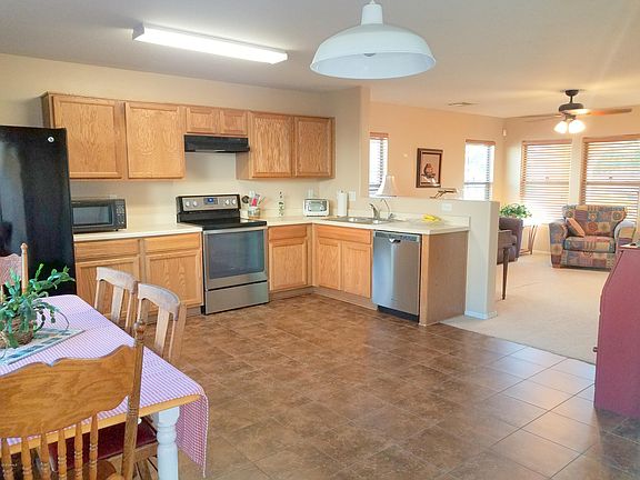 4th image of 4918 N 108th Ave