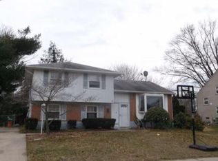 20 Green Tree Rd, Stratford, NJ 08084