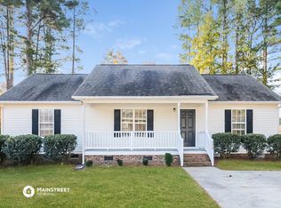 228 Breezewood Ln, Clayton, NC 27520