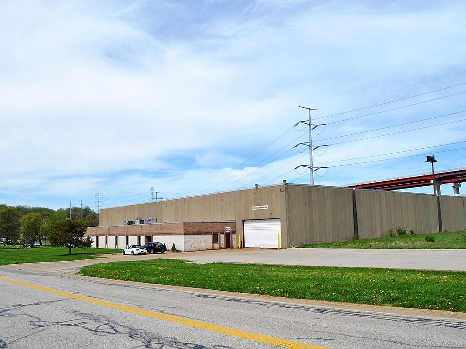 RNC LEASE- 9005 Bank St, Valley View, Ohio