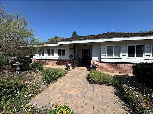 500 Briarwood Dr Photo 1