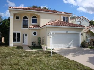 225 Maplewood Ln, Greenacres, FL 33463