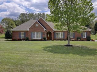 90 Tinker Mountain Dr, Daleville, VA 24083