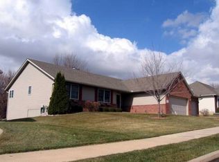 10809 N Dana Dr, Peoria, IL 61615