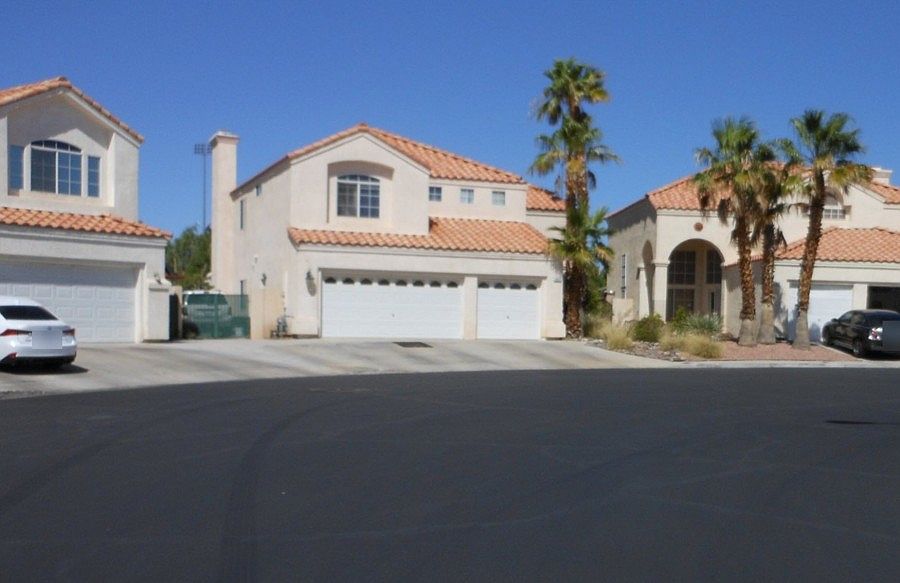 1st image of 3877 Willowview Ct