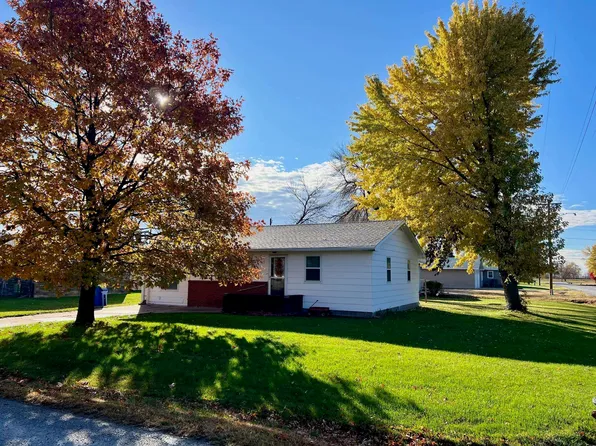 515 W 5th St, Axtell, NE 68924