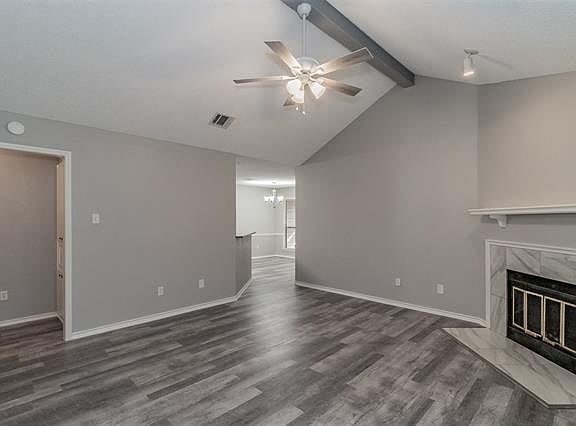 4th image of 8962 Bradley Dr