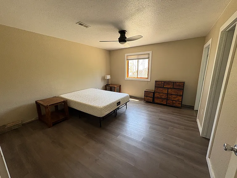 235 June Grass Ct — Photo 16