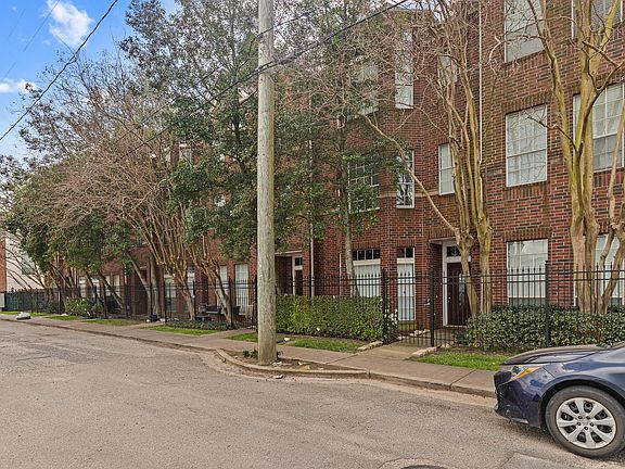 2nd image of 1319 Oneil St