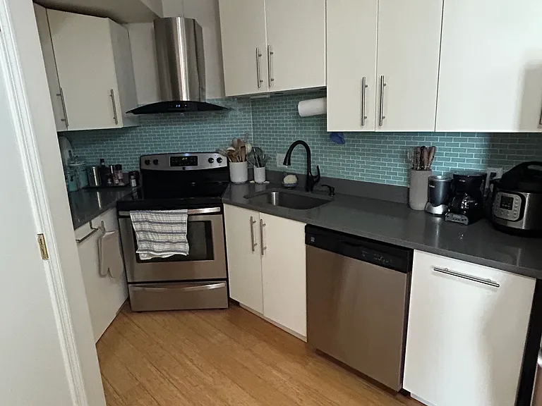 74 Park St #1 — Photo 3