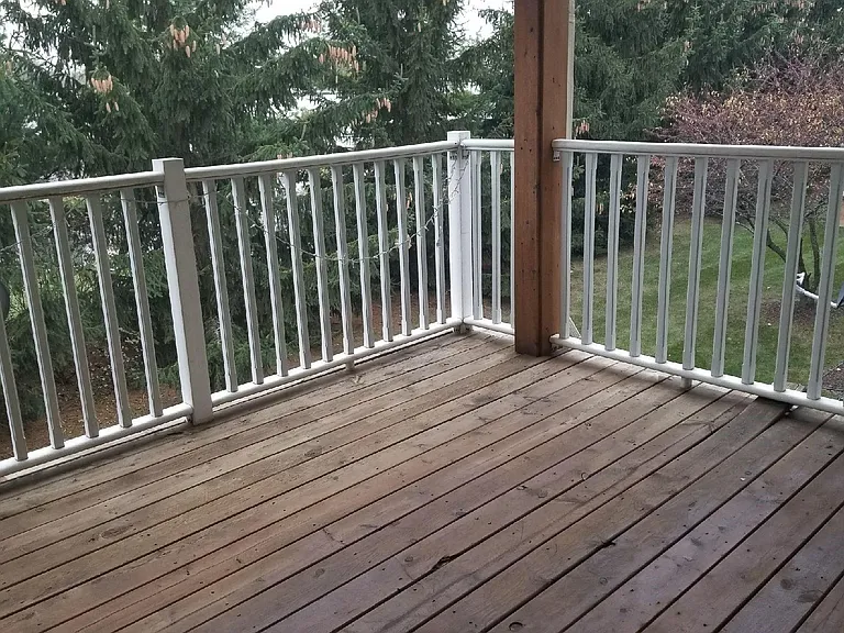 N113W16241 Sylvan Cir #204 — Photo 8