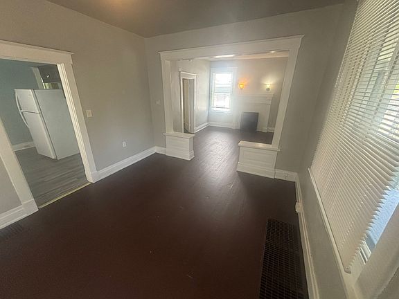 3rd image of 1027 Underwood Pl