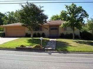1205 Lytle St, Kerrville, TX 78028