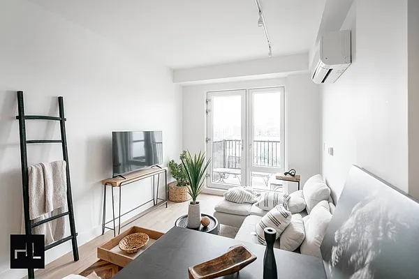 Rented by Highline Residential | media 3