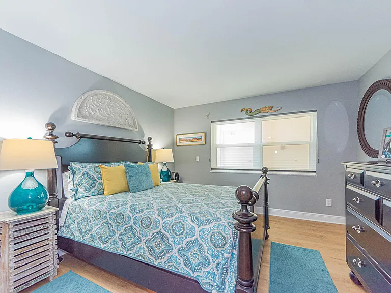 1715 Ocean Dr #3B — Photo 13