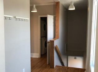 80 N Court St APT 203, Athens, OH 45701