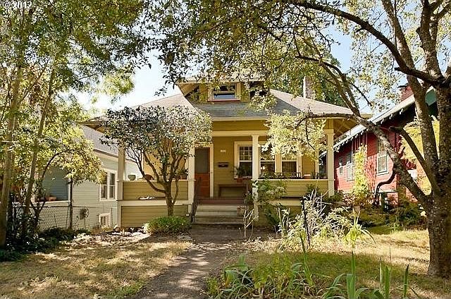 1st image of 1303 SE 52nd Ave