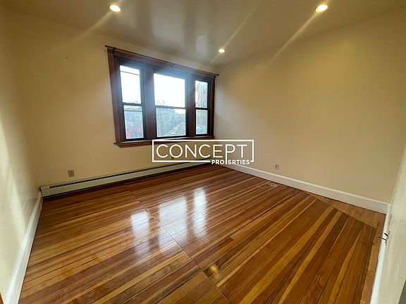 4th image of 369 Centre St #2TS