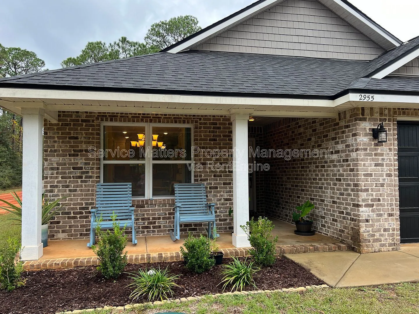 3 bed, 2.0 bath, 1561 sqft, $1,875 — Photo 3