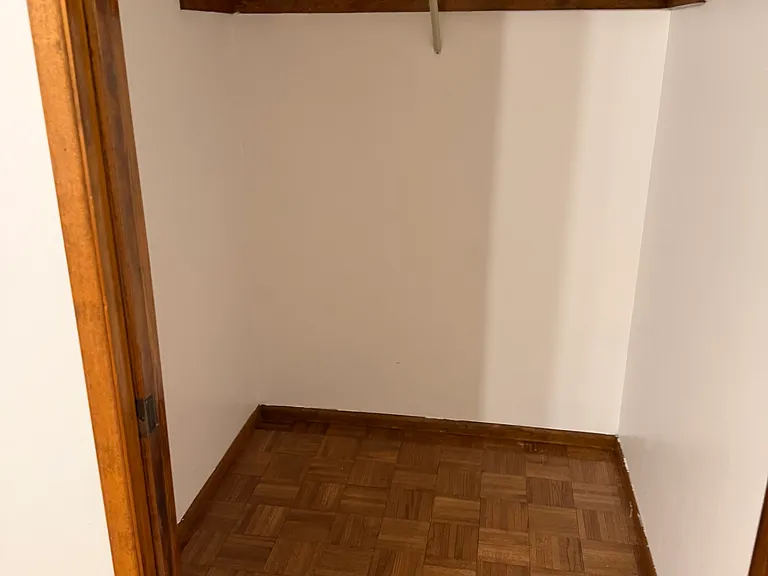 301 Red Spur Dr — Photo 3