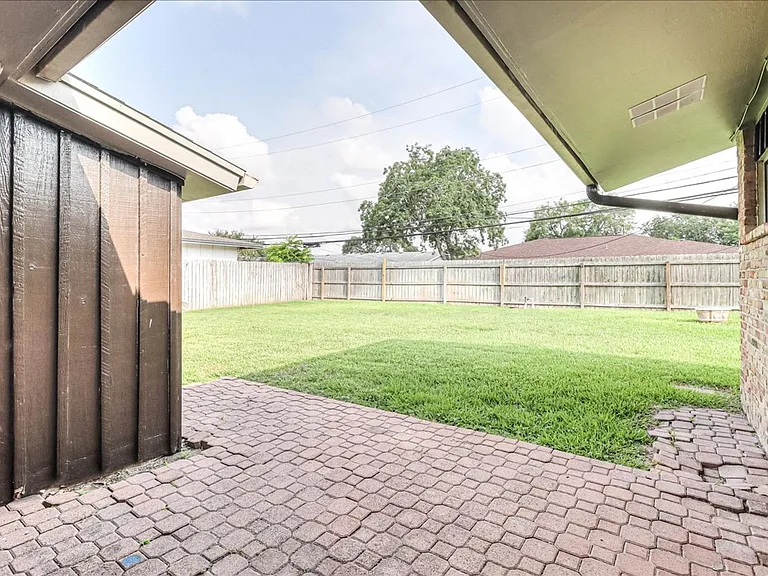 1022 Herndon St — Photo 37