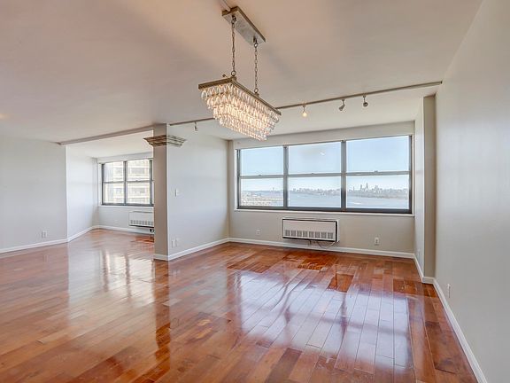 3rd image of 7002 Boulevard East APT 29B