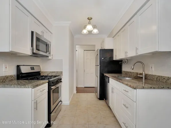 3486 Amboy Rd APT 1E, Staten Island, NY 10306
