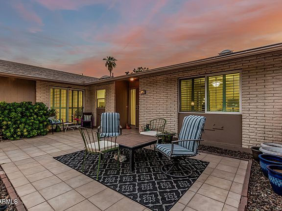 3rd image of 9834 N BALBOA Drive