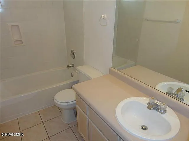 5729 Green Castle Rd — Photo 17