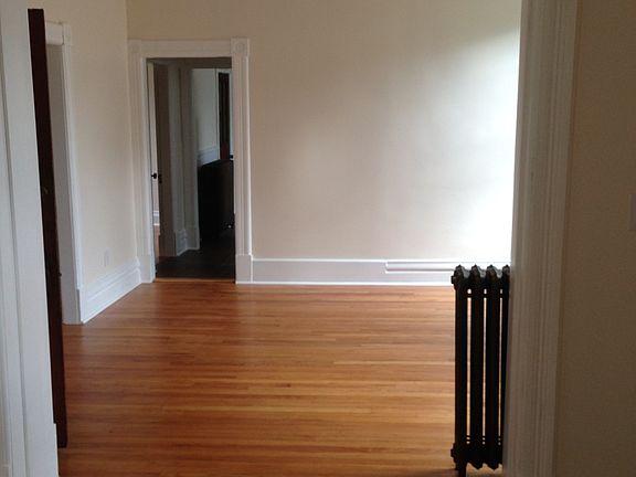 3rd image of 1869 Highland Ave #1