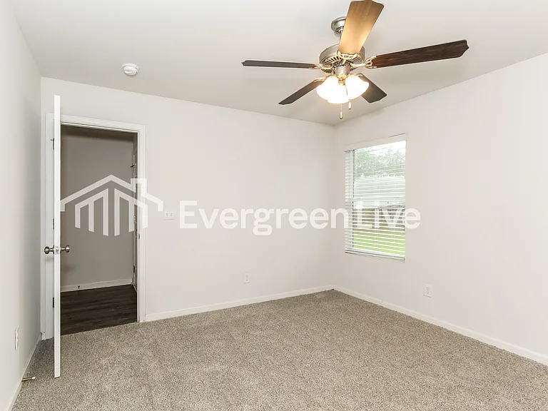 12407 Waterbury Dr — Photo 8