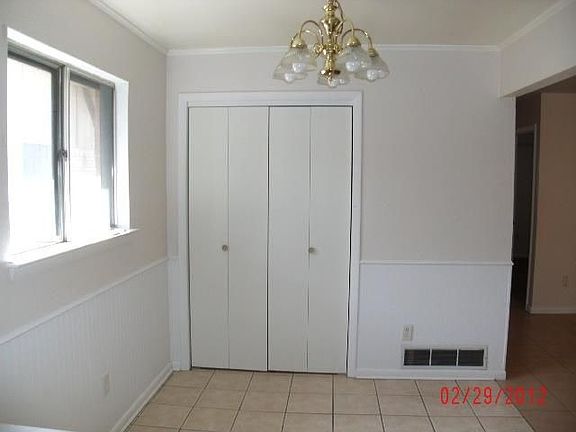 5th image of 2101 Willow Oak Dr