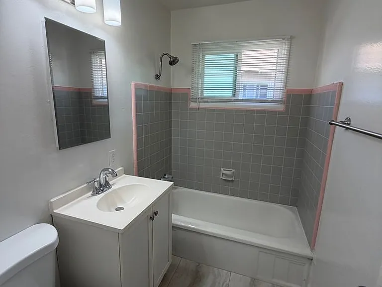 Spacious 2-bedroom apartment for rent — Photo 6