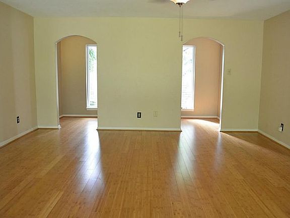 4th image of 5115 Kingfisher Dr
