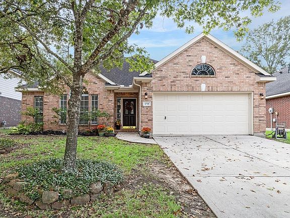 2nd image of 6718 Amber Pine Court