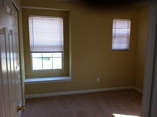 4th image of 402 Sureyya Dr