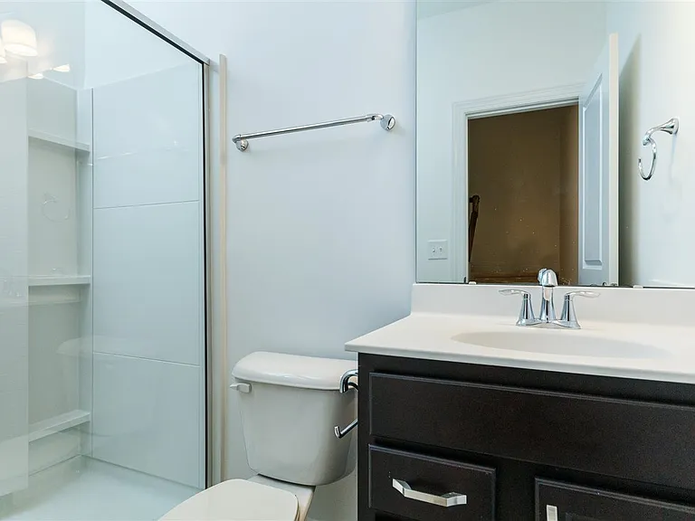 306 Clementine Dr — Photo 15