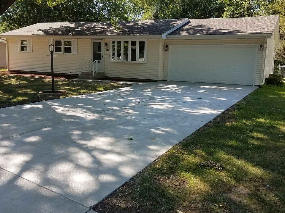 1st image of 1340 Shawnee Dr