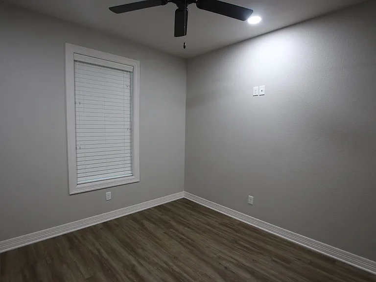 1707 Jessica Dr — Photo 20