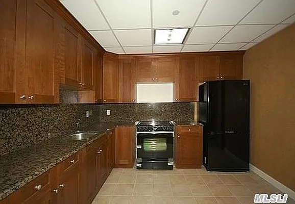 Rented by Douglas Elliman | media 86