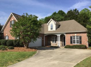 4660 Stimpson Ridge Dr, Pfafftown, NC 27040