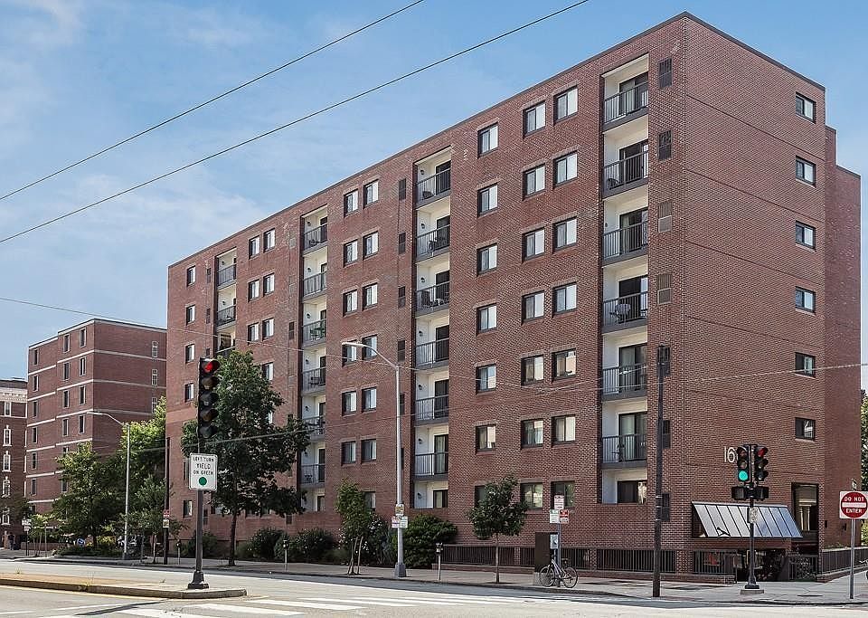 2nd image of 1600 Massachusetts Ave APT 301