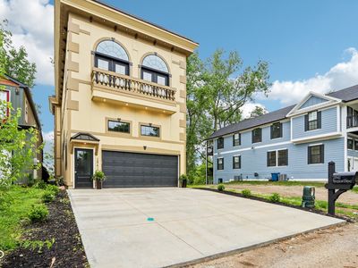 2841 Tropical Dr, Indianapolis, IN, 46205