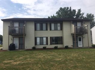 70 E Roosevelt Ave APT 3, Zeeland, MI 49464