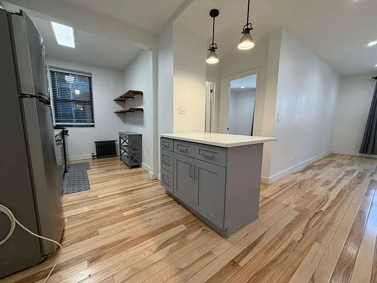 312 Main St #1H — Photo 5