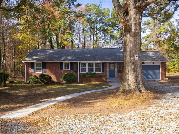 222 Southern Dr, Red Oak, VA 23947