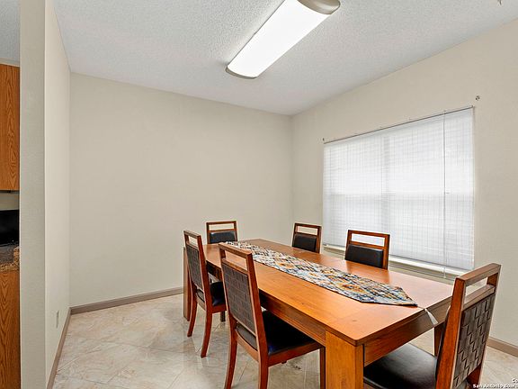 4th image of 4631 Aspen View